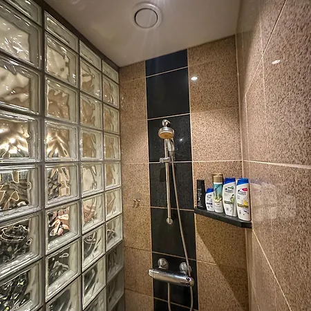 Sea View & Northern Lights - דירה