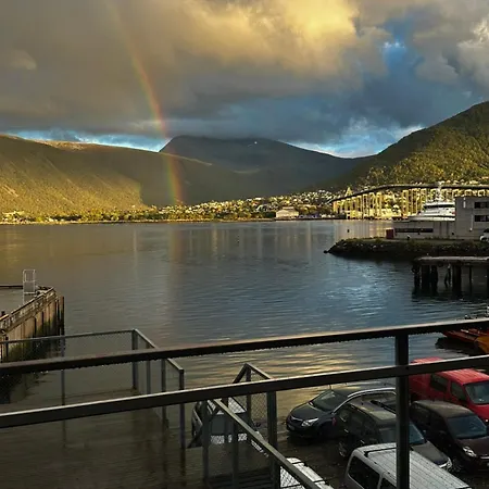 公寓 Sea View & Northern Lights -